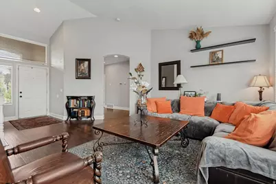5326 W Mountain Vista Dr, West Jordan, UT 84081 - Photo 7