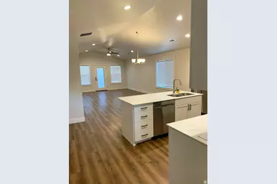 1933 N 420 E, North Logan, UT 84341 - Photo 5