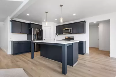 13494 S Dawes Ln W, Riverton, UT 84096 - Photo 5