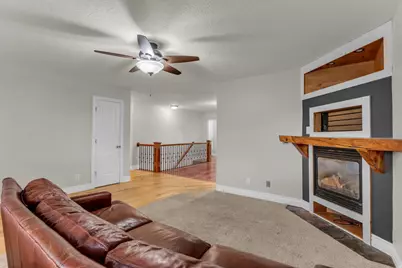 190 E 300 S, Fillmore, UT 84631 - Photo 9