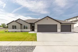 3673 W Stanmore Dr, Taylor, UT 84401 - Photo 1