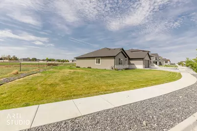 3673 W Stanmore Dr, Taylor, UT 84401 - Photo 27