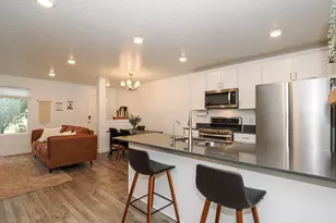 69 N Heading Row E, Saratoga Springs, UT 84045 - Photo 7