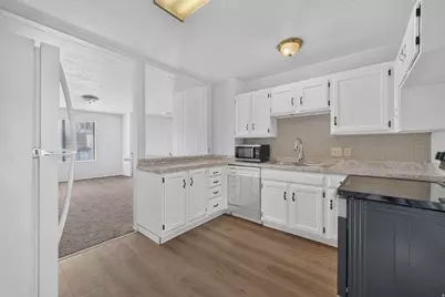 473 E 7670 S, Midvale, UT 84047 - Photo 23