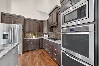 1084 E Loch Lomond Cir, Syracuse, UT 84075 - Photo 11