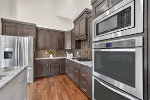 1084 Loch Lomond Cir, Syracuse, UT 84075 - Photo 11