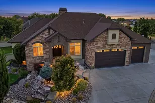 1084 E Loch Lomond Circle, Syracuse, UT 84075 - Photo 1