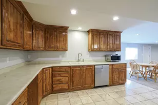 9643 S 1630 W, South Jordan, UT 84095 - Photo 33