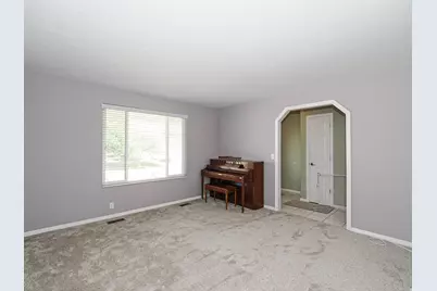 9643 S 1630 W, South Jordan, UT 84095 - Photo 19