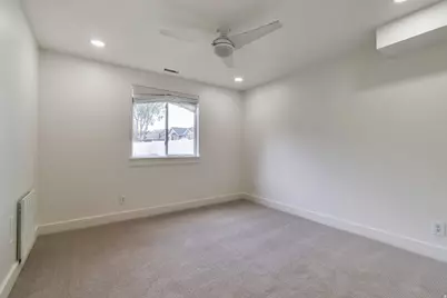 549 E Willow Springs Ln, Draper, UT 84020 - Photo 17