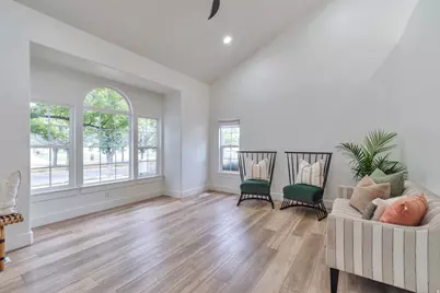 549 E Willow Springs Ln, Draper, UT 84020 - Photo 5