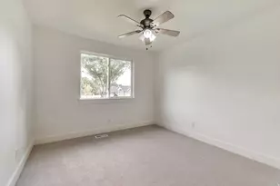 549 E Willow Springs Ln, Draper, UT 84020 - Photo 19