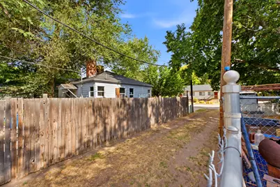 1466 S 400 E, Salt Lake City, UT 84115 - Photo 57