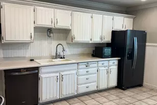 194 W 200 N, Lehi, UT 84043 - Photo 3