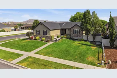 388 W McAllister Ln, Saratoga Springs, UT 84045 - Photo 3