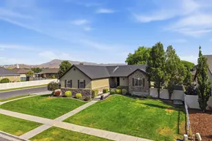 388 W McAllister Ln, Saratoga Springs, UT 84045 - Photo 3