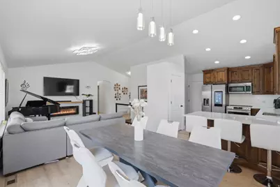 388 W McAllister Ln, Saratoga Springs, UT 84045 - Photo 15