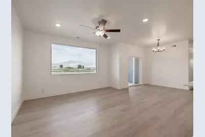 551 S 1020 W #201, American Fork, UT 84003 - Photo 3