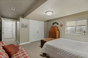 10254 S Crow Wing Dr, South Jordan, UT 84009 - Photo 33