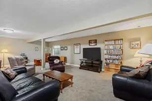 10254 S Crow Wing Dr, South Jordan, UT 84009 - Photo 39