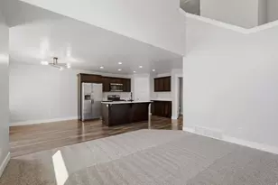 4889 W Pillar Dr, Riverton, UT 84096 - Photo 3