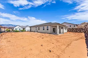 1566 E Centaurus Wy, Washington, UT 84780 - Photo 17