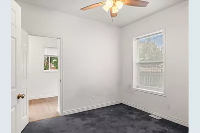 582 E 29th St, Ogden, UT 84403 - Photo 7