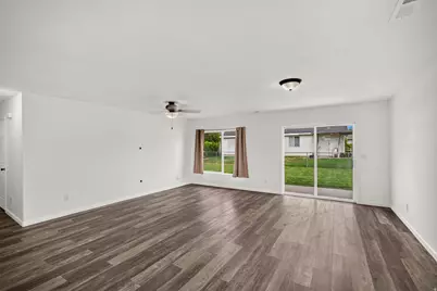 5084 S 3500 W, Roy, UT 84067 - Photo 13