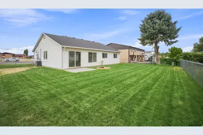 5084 S 3500 W, Roy, UT 84067 - Photo 3