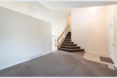 5279 S Chalkmark Cir W, Taylorsville, UT 84118 - Photo 13