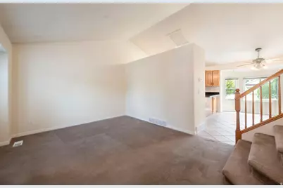 5279 S Chalkmark Cir W, Taylorsville, UT 84118 - Photo 11