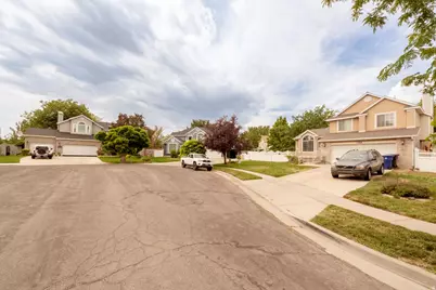 5279 S Chalkmark Cir W, Taylorsville, UT 84118 - Photo 29