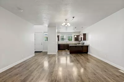 2051 N 3860 W #137, Lehi, UT 84043 - Photo 17