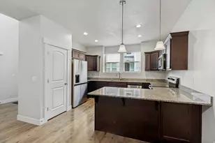 2051 N 3860 W, Lehi, UT 84043 - Photo 19