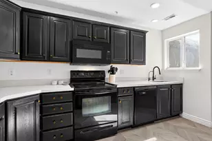 2725 S 700 E, Salt Lake City, UT 84106 - Photo 9