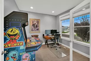 2913 S Puddle Ln, Saratoga Springs, UT 84045 - Photo 5