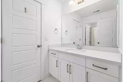 2913 S Puddle Ln, Saratoga Springs, UT 84045 - Photo 31