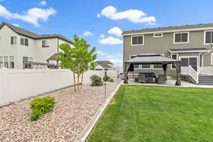2913 S Puddle Ln, Saratoga Springs, UT 84045 - Photo 45