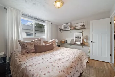 10368 S Crocus St, Sandy, UT 84094 - Photo 19