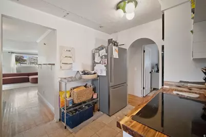 10368 S Crocus St, Sandy, UT 84094 - Photo 9