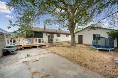 10368 S Crocus St, Sandy, UT 84094 - Photo 25