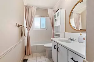 2315 E Crk Rd, Sandy, UT 84093 - Photo 17