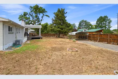 2315 E Creek Rd, Sandy, UT 84093 - Photo 31