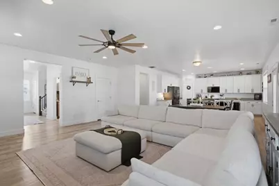 2189 N 1000 W, West Bountiful, UT 84087 - Photo 7
