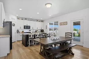 2189 N 1000 W, West Bountiful, UT 84087 - Photo 11