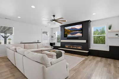 2189 N 1000 W, West Bountiful, UT 84087 - Photo 9