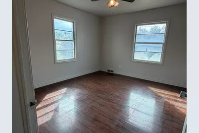 562 N 1000 W, Salt Lake City, UT 84116 - Photo 11