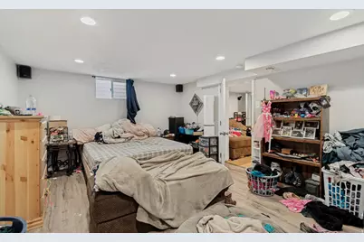 562 N 1000 W, Salt Lake City, UT 84116 - Photo 15