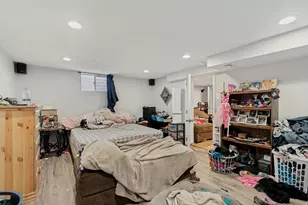 562 N 1000 W, Salt Lake City, UT 84116 - Photo 15