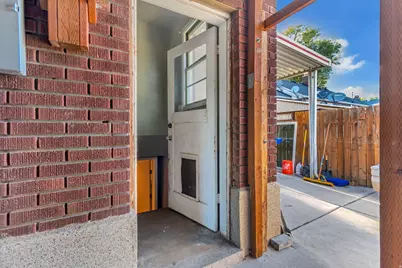562 N 1000 W, Salt Lake City, UT 84116 - Photo 19